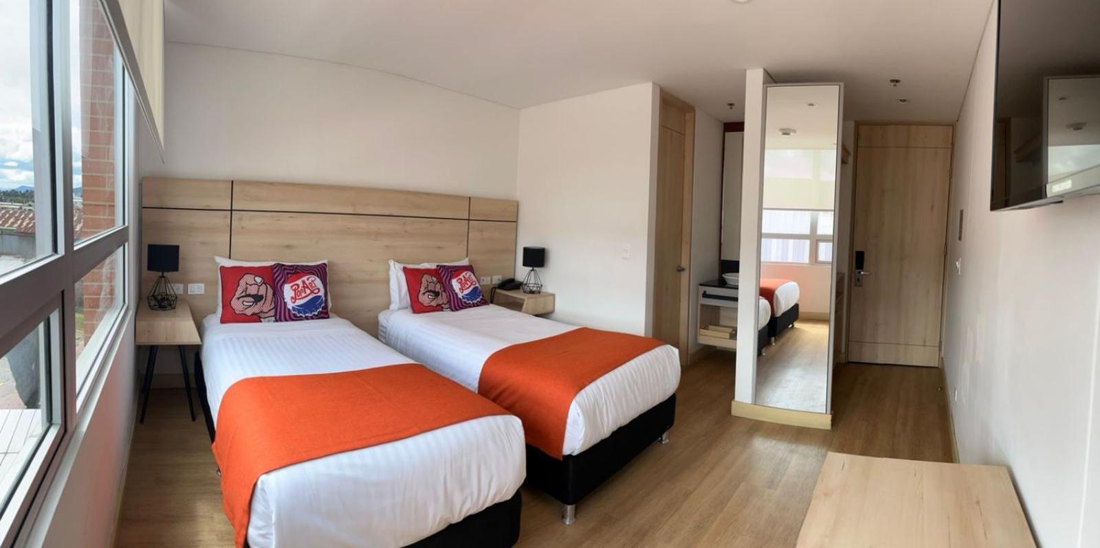 Pop Art Y Centro De Convenciones Hotel